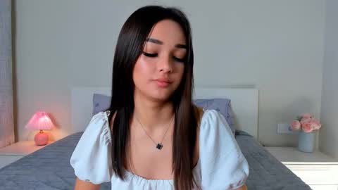 Snapshot of eva_doncray chatting on October 5, 2025, 5:33 pm Eva online show from October 5, 2025, 5:33 pm