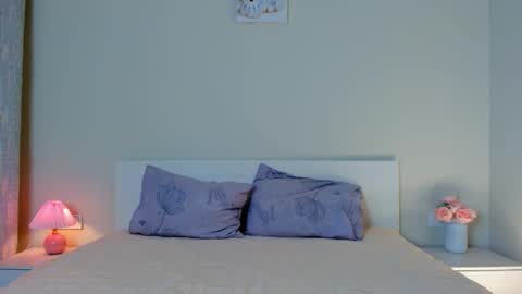 Snapshot of eva_doncray chatting on October 28, 2025, 11:58 am Eva online show from October 28, 2025, 11:58 am