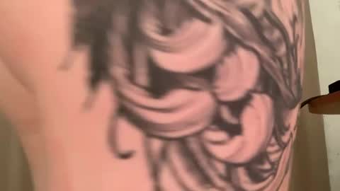 eva_kittenn online show from April 14, 2026, 1:28 pm