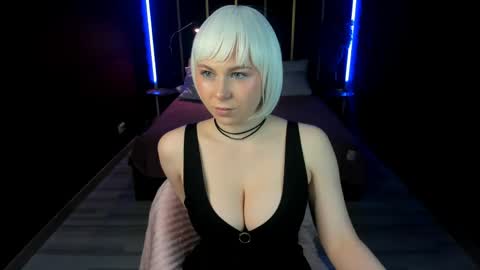 Snapshot of eva_lawrence chatting on May 31, 2026, 6:09 pm Eva online show from May 31, 2026, 6:09 pm