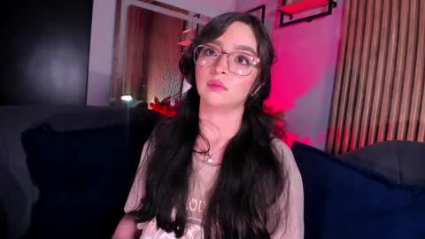 Snapshot of eva_macalliter chatting on May 7, 2026, 3:12 am Angelinne online show from May 7, 2026, 3:12 am