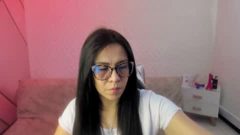 Eva  online show from February 22, 2026, 1:09 pm