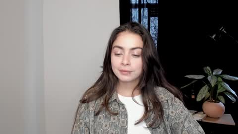 eva_monn online show from December 19, 2024, 6:56 pm