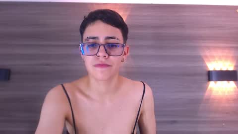 Eva cute online show from February 1, 2025, 1:44 am