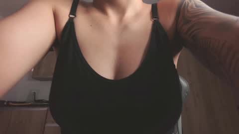 Snapshot of eva_monwalker chatting on June 9, 2026, 1:01 pm Eva cute online show from June 9, 2026, 1:01 pm