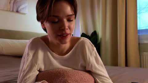 Eva online show from March 3, 2025, 3:31 pm