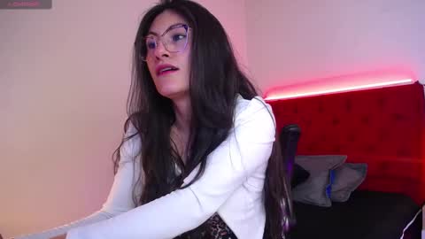 Snapshot of eva_notty_ chatting on March 9, 2025, 12:53 pm Eva Notty online show from March 9, 2025, 12:53 pm