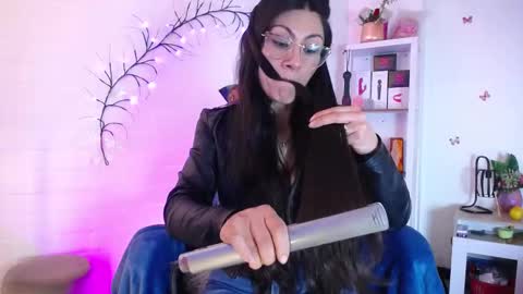 Snapshot of eva_notty_ chatting on September 18, 2025, 3:36 pm Eva Notty online show from September 18, 2025, 3:36 pm