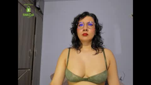 Snapshot of eva_rain01 chatting on June 10, 2026, 9:35 pm Eva online show from June 10, 2026, 9:35 pm
