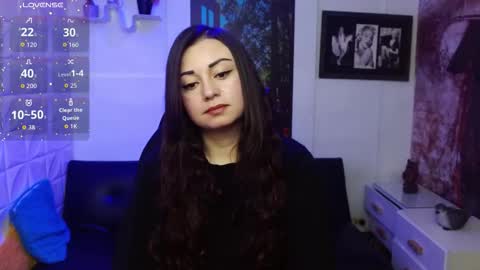 Eva online show from November 11, 2025, 3:56 pm