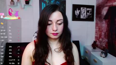 Snapshot of eva_rosell chatting on April 18, 2026, 7:07 pm Eva online show from April 18, 2026, 7:07 pm
