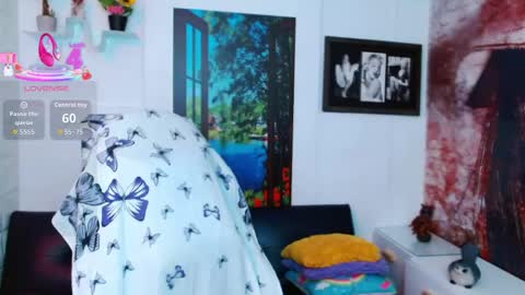 Snapshot of eva_rosell chatting on April 27, 2026, 3:10 pm Eva online show from April 27, 2026, 3:10 pm