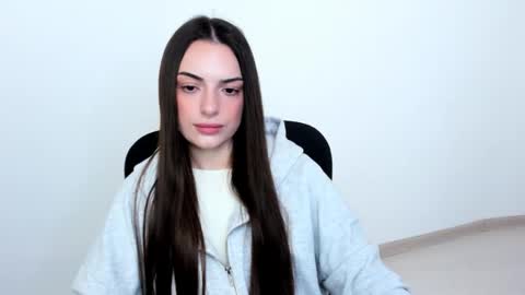 Eva online show from February 1, 2025, 4:11 pm