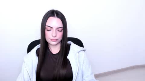 Eva online show from February 8, 2025, 2:16 pm