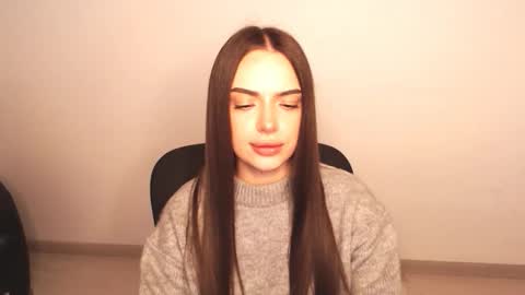 Eva online show from October 13, 2025, 9:42 am