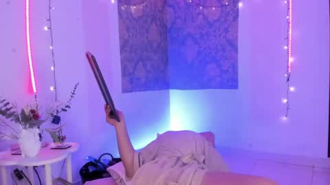 Snapshot of eva_sanderslee chatting on July 26, 2026, 10:44 am Eva online show from July 26, 2026, 10:44 am