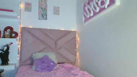 Snapshot of eva_sin18 chatting on March 26, 2026, 11:21 pm Eva Sin online show from March 26, 2026, 11:21 pm