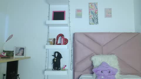 Snapshot of eva_sin18 chatting on April 14, 2026, 11:22 pm Eva Sin online show from April 14, 2026, 11:22 pm