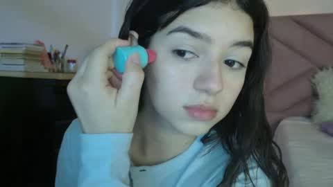 Snapshot of eva_sin18 chatting on April 15, 2026, 11:27 pm Eva Sin online show from April 15, 2026, 11:27 pm