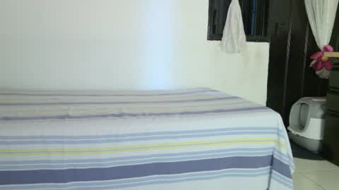 Eva Sin online show from June 11, 2026, 12:32 am