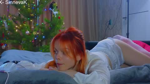 Snapshot of eva_sinn chatting on December 30, 2024, 8:21 am Hi there i am Eva and i wish create a nice community with you so join my Ticket Show for more pleasure online show from December 30, 2024, 8:21 am