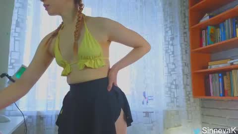 Snapshot of eva_sinn chatting on March 1, 2025, 9:40 am Hi there i am Eva and i wish create a nice community with you so join my Ticket Show for more pleasure online show from March 1, 2025, 9:40 am