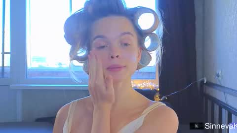 Snapshot of eva_sinn chatting on September 29, 2025, 1:05 pm Hi there i am Eva and i wish create a nice community with you so join my Ticket Show for more pleasure online show from September 29, 2025, 1:05 pm