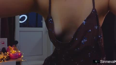 Snapshot of eva_sinn chatting on November 1, 2025, 1:24 pm Hi there i am Eva and i wish create a nice community with you so join my Ticket Show for more pleasure online show from November 1, 2025, 1:24 pm