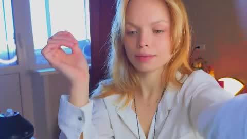 Hi there i am Eva and i wish create a nice community with you so join my Ticket Show for more pleasure online show from May 21, 2026, 9:05 am