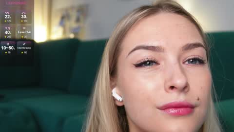 Snapshot of eva_vex chatting on February 6, 2025, 9:53 am Hello Im Eva online show from February 6, 2025, 9:53 am