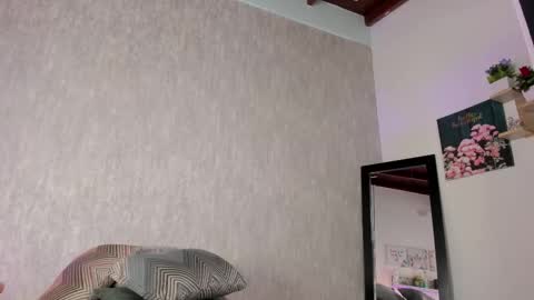 Eva online show from November 24, 2025, 1:00 pm