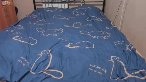 Eva online show from November 20, 2025, 2:50 pm