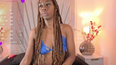 Snapshot of evaa_martinez chatting on June 26, 2026, 12:31 pm Eva online show from June 26, 2026, 12:31 pm
