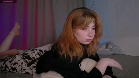 Snapshot of evaa_moonn_ chatting on May 15, 2026, 1:18 pm Eva online show from May 15, 2026, 1:18 pm