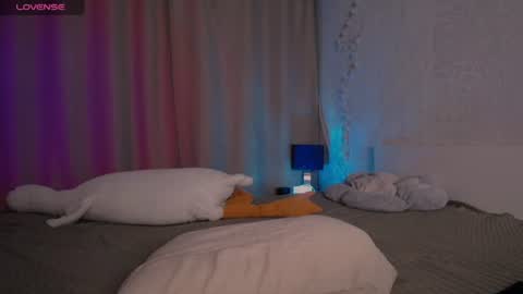 Snapshot of evaa_moonn_ chatting on June 12, 2026, 12:37 pm Eva online show from June 12, 2026, 12:37 pm
