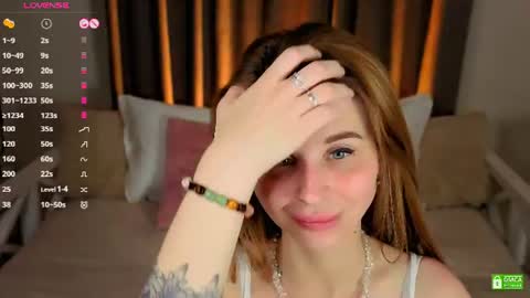 Snapshot of evaaa_ro chatting on June 18, 2026, 10:25 pm Eva. OFFICAL PAGE MARI CLARK online show from June 18, 2026, 10:25 pm