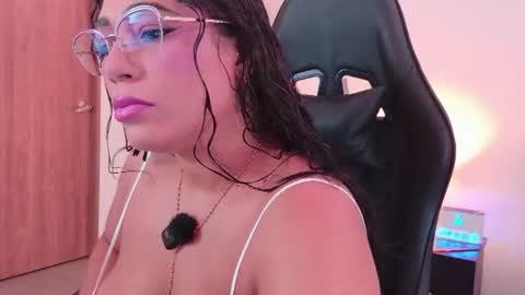 Snapshot of evacarters chatting on July 25, 2026, 7:55 pm Jenny Carters online show from July 25, 2026, 7:55 pm