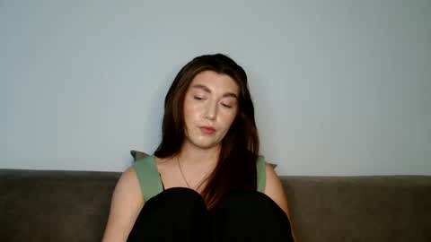 Snapshot of evachaturbatte chatting on July 14, 2026, 4:02 pm Evachaturbatte online show from July 14, 2026, 4:02 pm