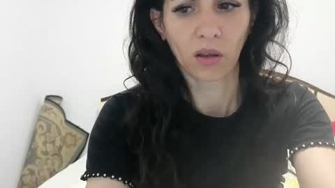 hornycrissyyourlove online show from June 6, 2026, 2:38 am