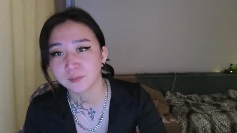 Snapshot of evadior chatting on October 12, 2025, 10:25 am Eva online show from October 12, 2025, 10:25 am