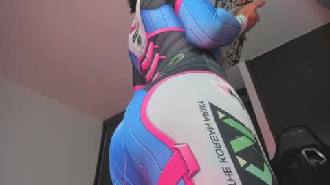 evaevanscute online show from February 25, 2025, 2:22 pm