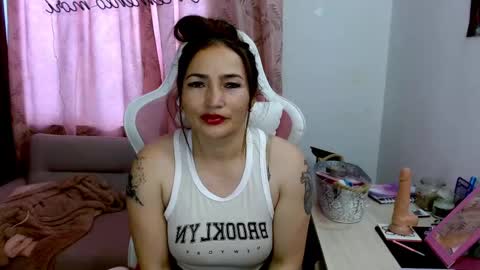 Eva online show from February 19, 2025, 10:09 pm