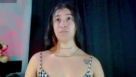 Snapshot of evah_lee chatting on October 15, 2025, 3:39 am Evah Lee online show from October 15, 2025, 3:39 am