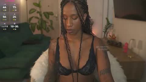 Snapshot of evajacksss_ chatting on June 30, 2026, 9:05 pm evajacksss_ online show from June 30, 2026, 9:05 pm