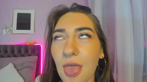 Eva online show from March 6, 2026, 4:09 am