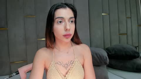 EVA online show from November 27, 2025, 3:36 pm