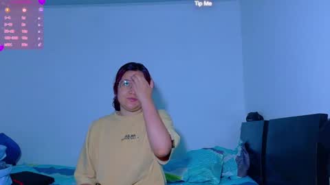 Snapshot of evaluna_02 chatting on June 4, 2026, 11:49 am evaluna_02 online show from June 4, 2026, 11:49 am