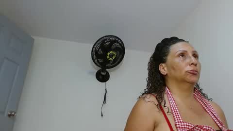 Eva Mills online show from December 21, 2025, 2:02 pm