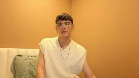 Snapshot of evan_blass3 chatting on July 9, 2026, 11:31 pm Evan online show from July 9, 2026, 11:31 pm