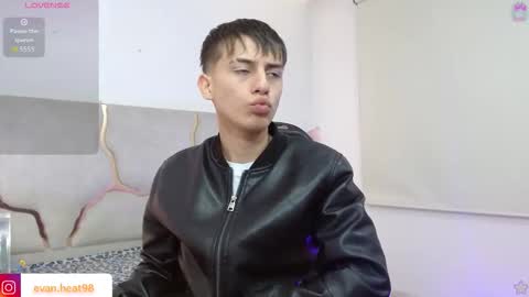 evan_tay online show from March 2, 2026, 3:09 am